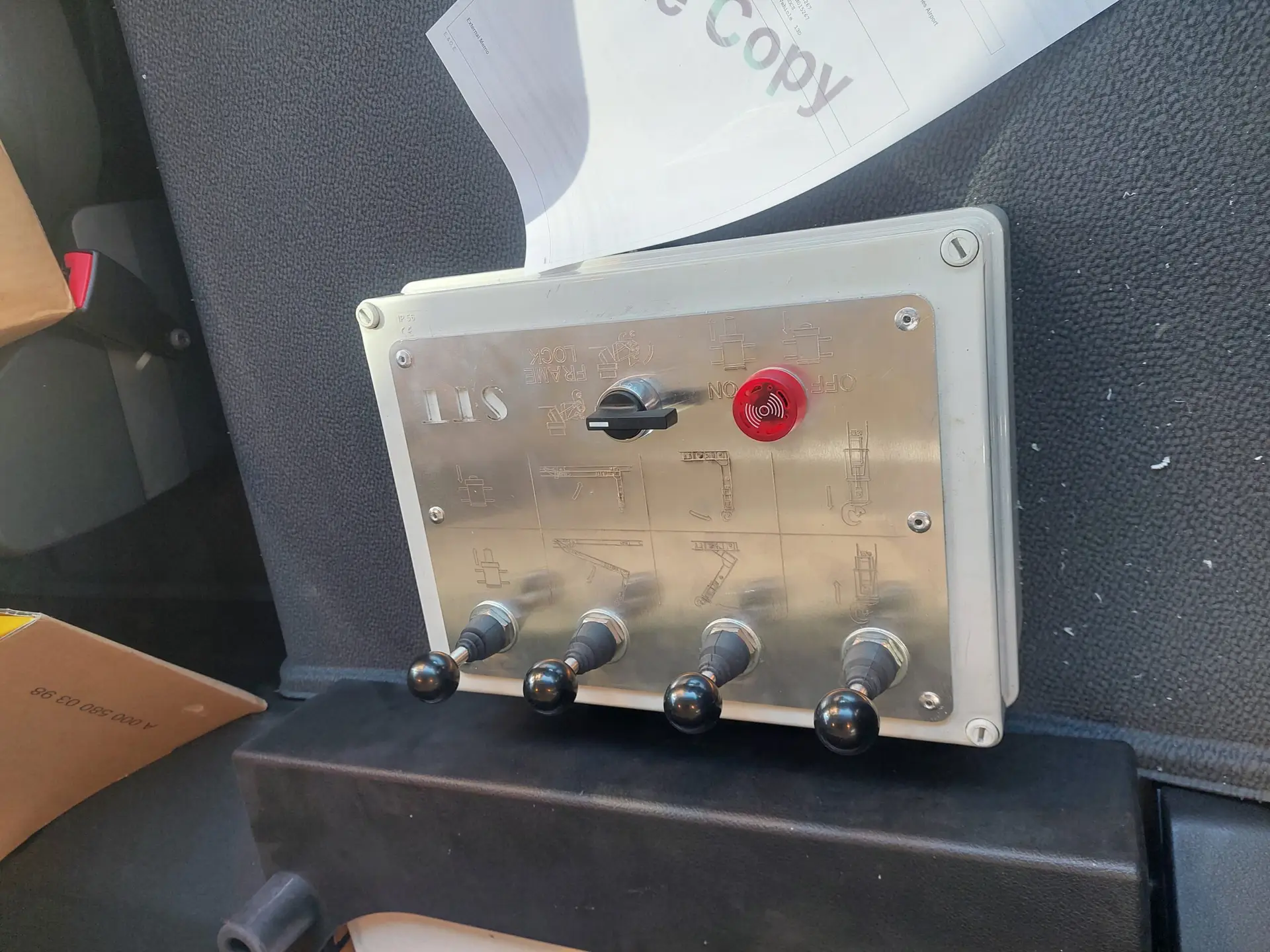 In Cab Controls | Skip Truck Traders